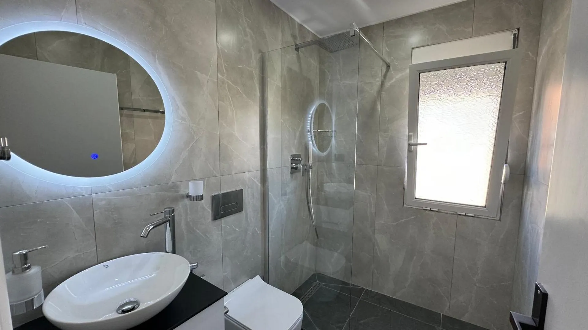 Garden Villa Apartments Sarande