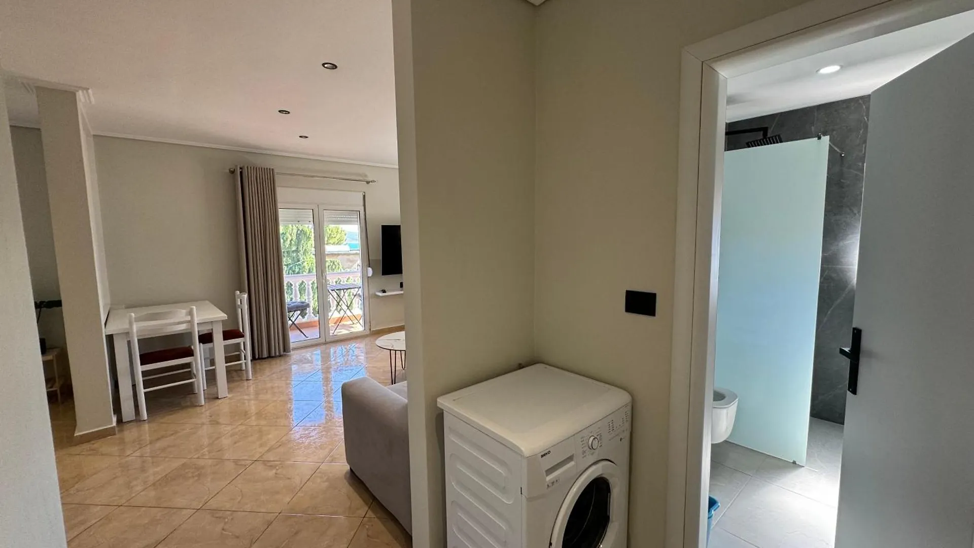 Garden Villa Apartments Sarande