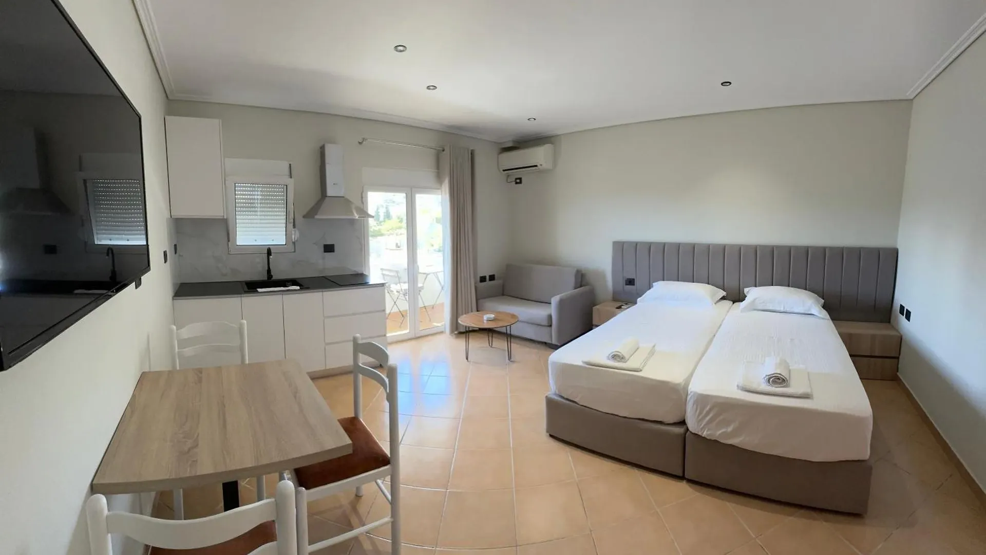 Garden Villa Apartments Sarande