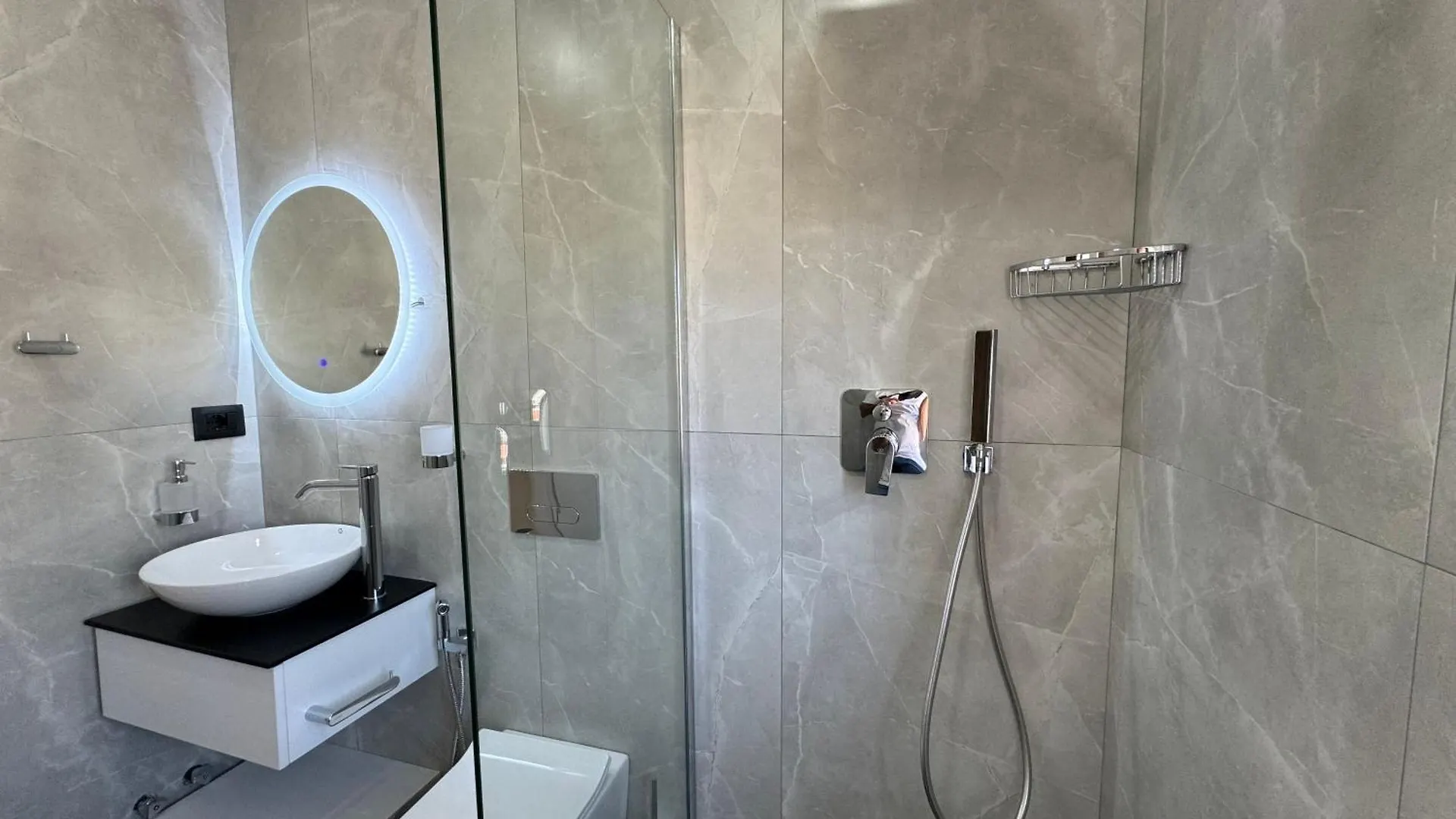Garden Villa Apartments Sarande 0*,