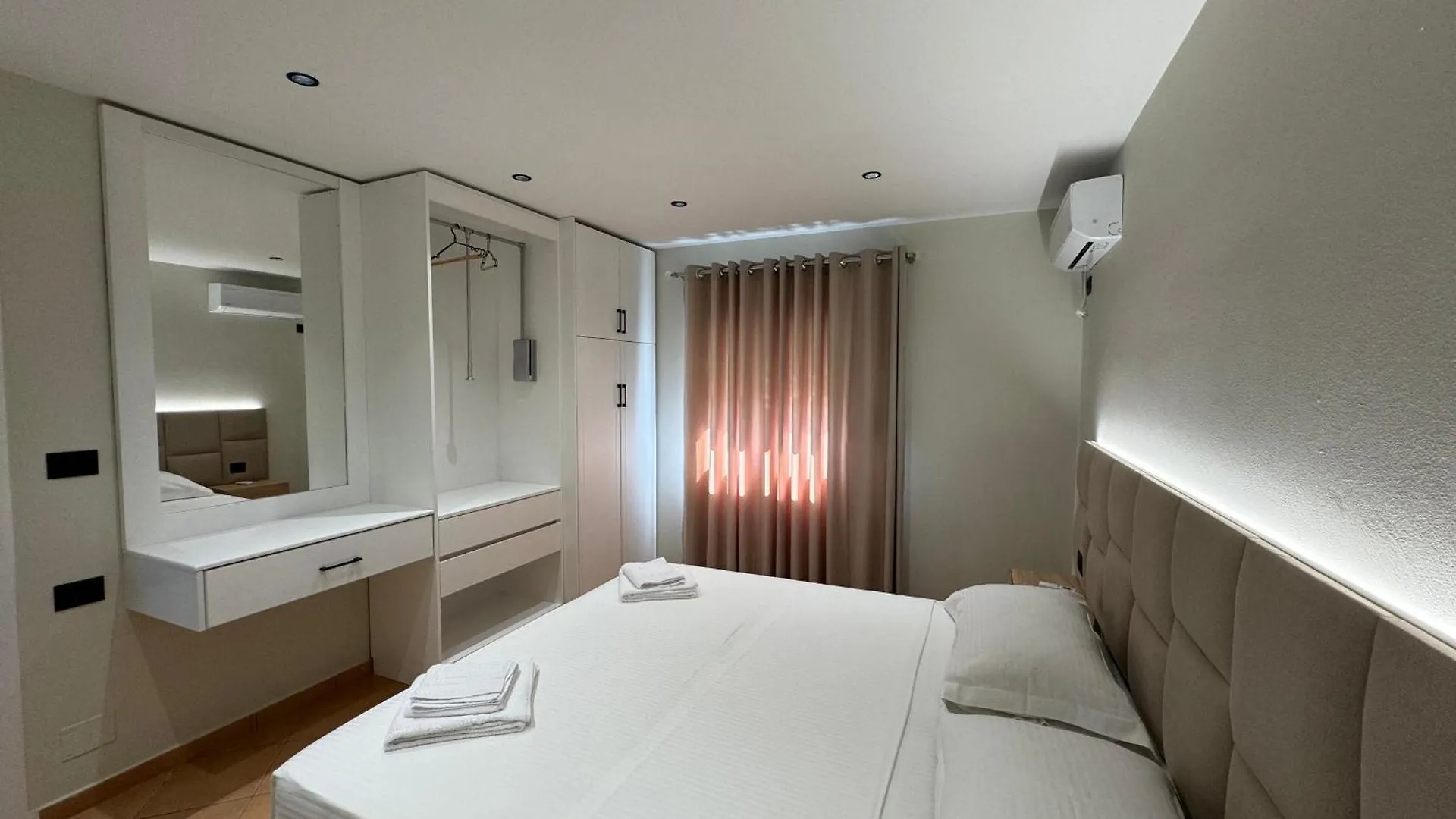 Garden Villa Apartments Sarande